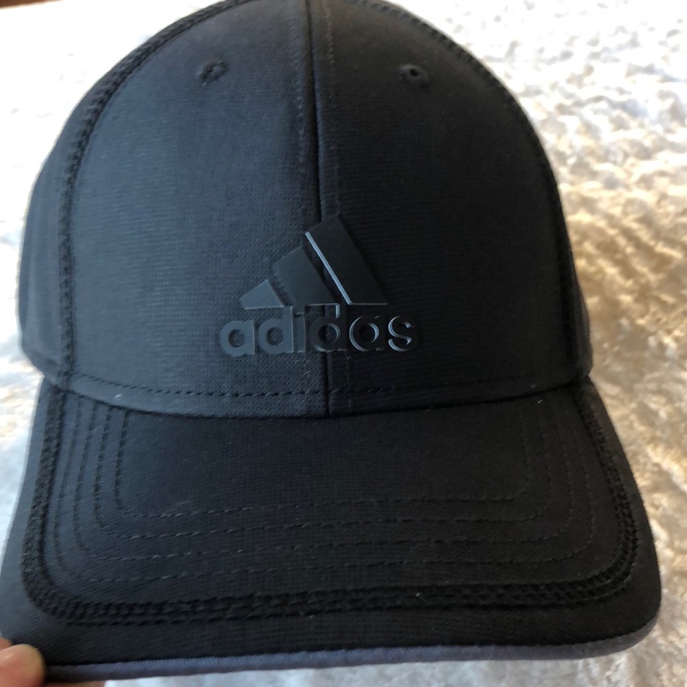 Adidas all Black Cap